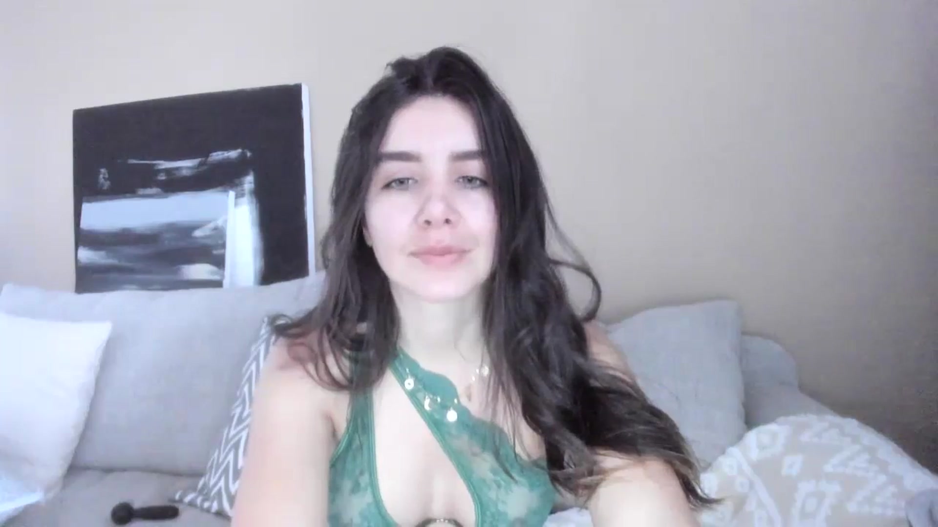 Gallery image thumbnail from LauraVega's myfreecams stream on, 11/08/2023, 22:18 image 6 of 20