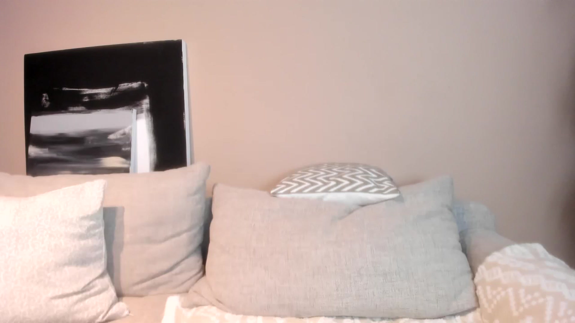 Gallery image thumbnail from LauraVega's myfreecams stream on, 11/10/2023, 02:02 image 15 of 20