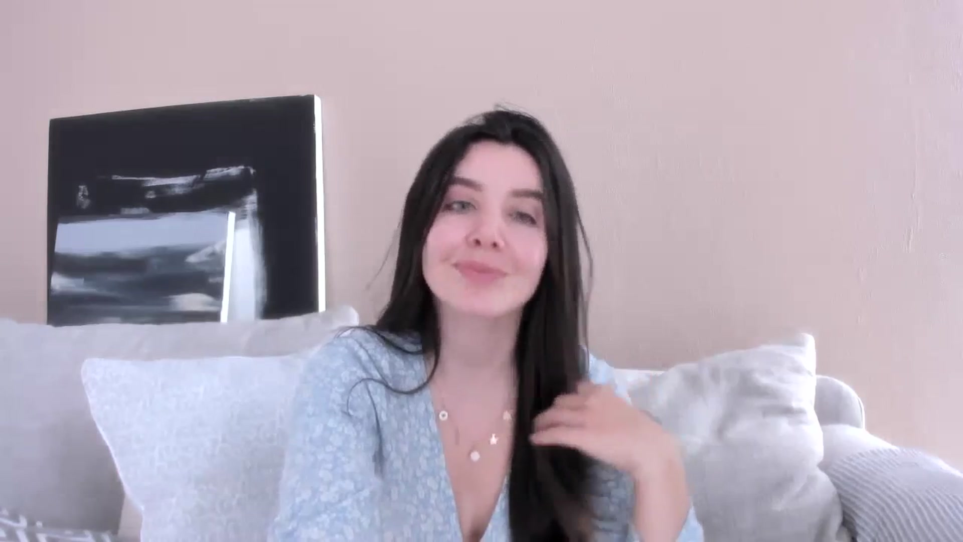 Gallery image thumbnail from LauraVega's myfreecams stream on, 11/12/2023, 15:59 image 16 of 20