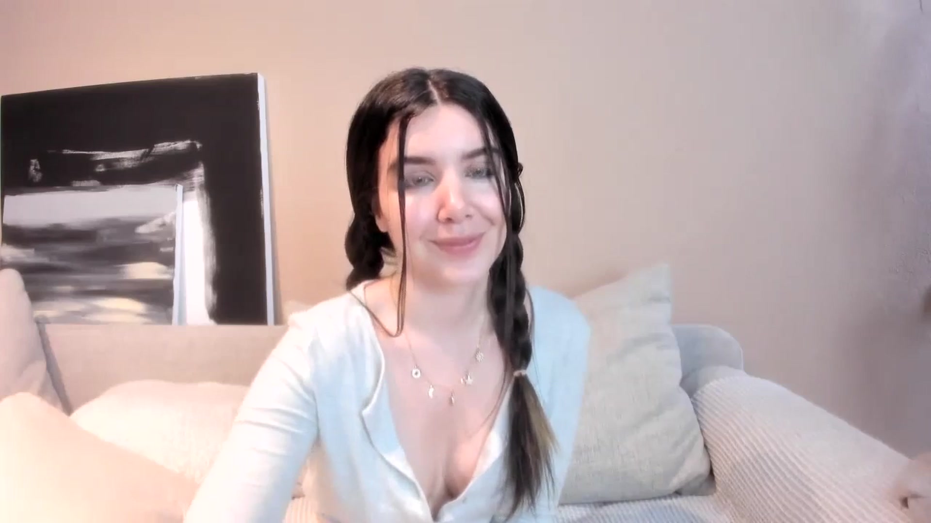 Gallery image thumbnail from LauraVega's myfreecams stream on, 11/16/2023, 22:03 image 4 of 20