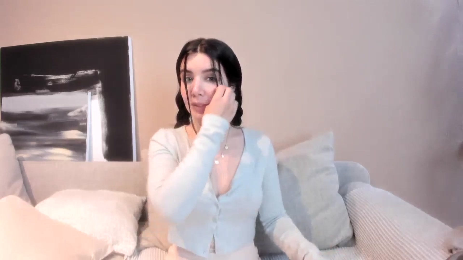 Gallery image thumbnail from LauraVega's myfreecams stream on, 11/16/2023, 22:03 image 5 of 20