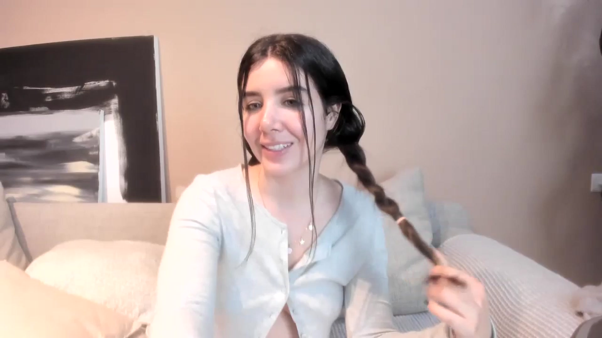 Gallery image thumbnail from LauraVega's myfreecams stream on, 11/16/2023, 22:54 image 7 of 20