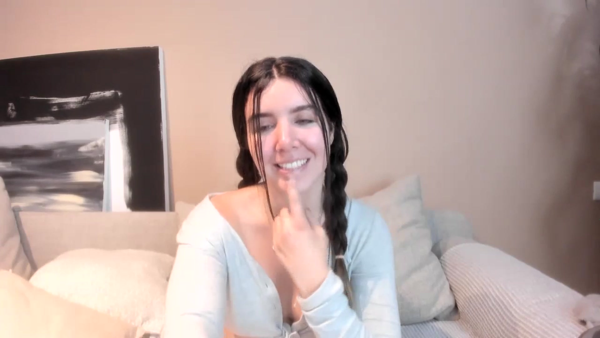 Gallery image thumbnail from LauraVega's myfreecams stream on, 11/16/2023, 22:54 image 19 of 20
