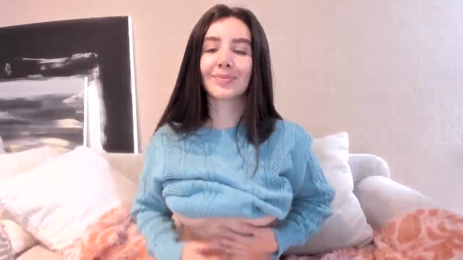 Gallery image thumbnail from LauraVega's myfreecams stream on, 11/20/2023, 17:08 image 18 of 20