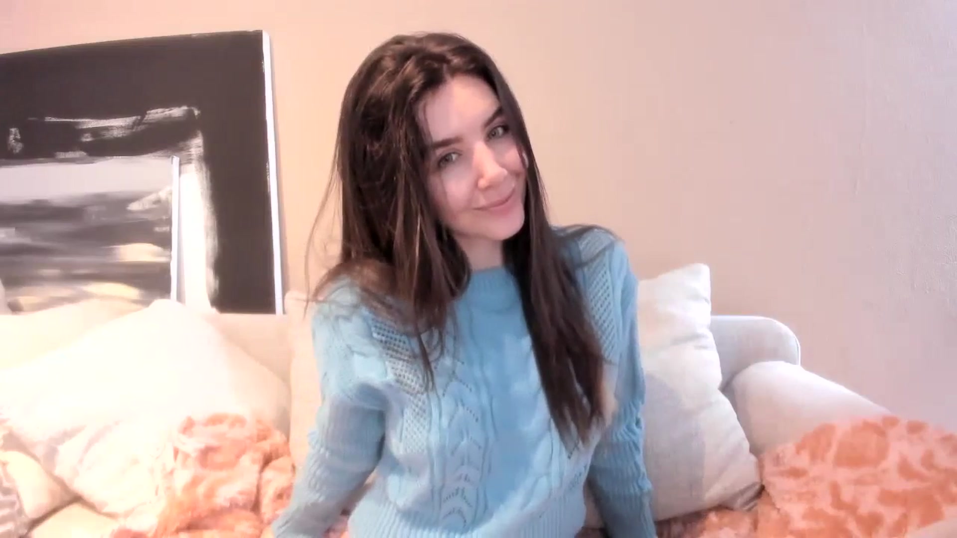 Gallery image thumbnail from LauraVega's myfreecams stream on, 11/20/2023, 17:08 image 14 of 20