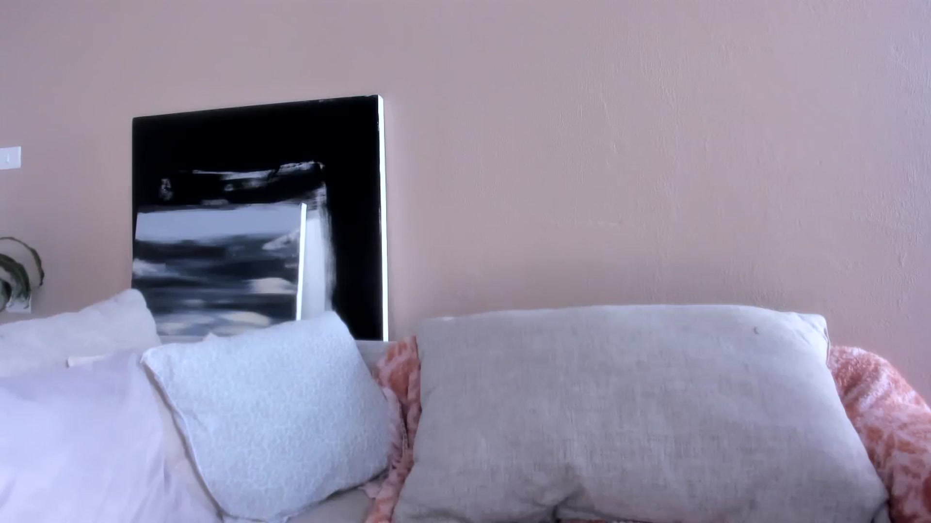 Gallery image thumbnail from LauraVega's myfreecams stream on, 11/23/2023, 15:33 image 2 of 20