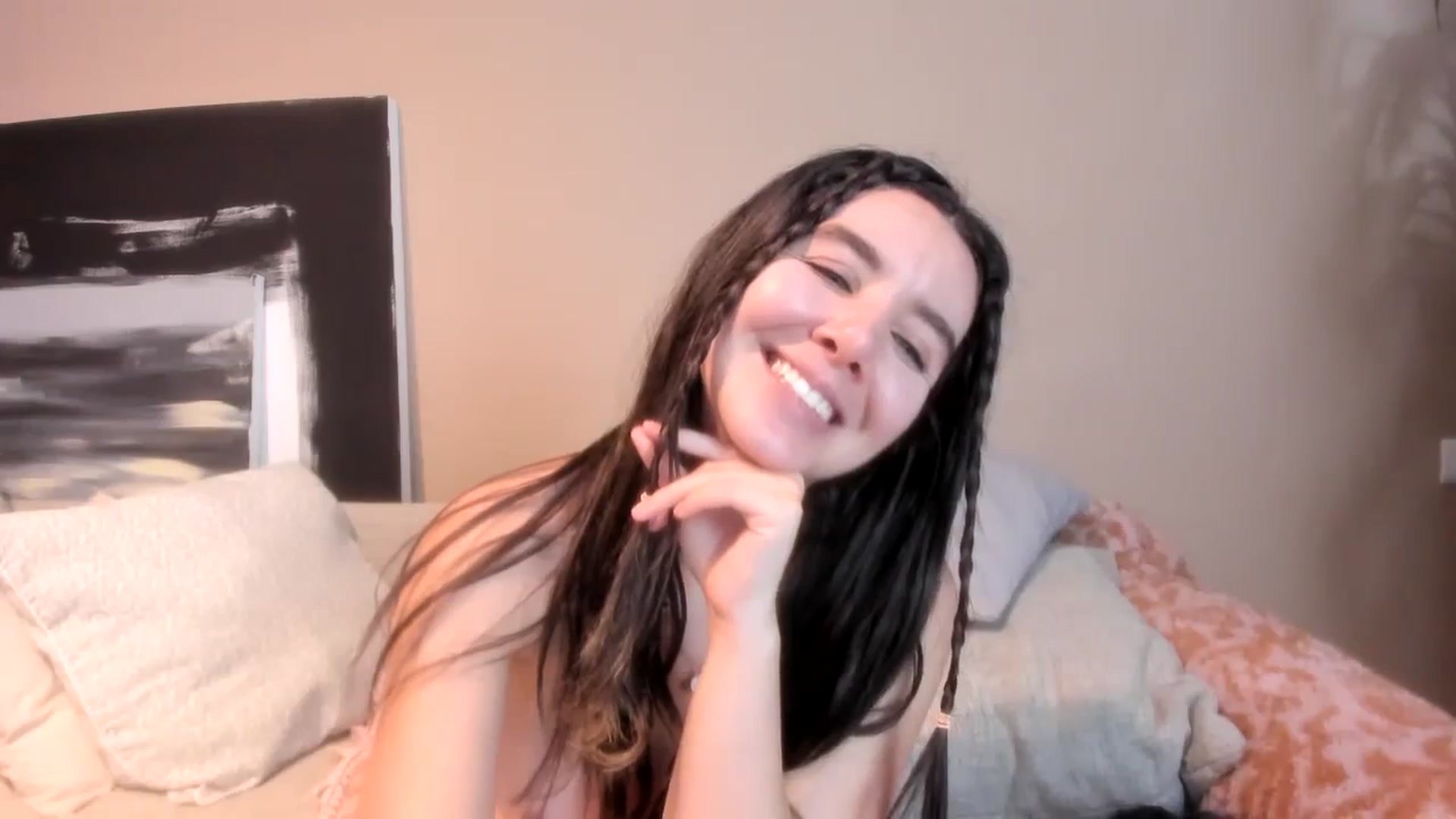Gallery image thumbnail from LauraVega's myfreecams stream on, 11/26/2023, 02:16 image 20 of 20