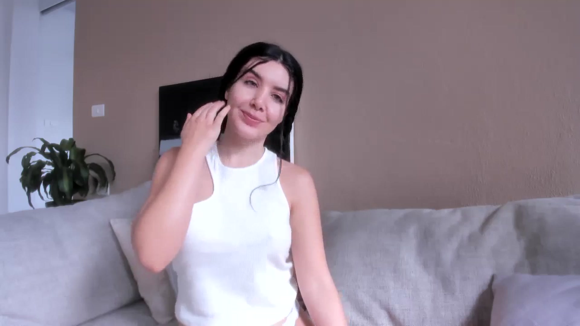 Gallery image thumbnail from LauraVega's myfreecams stream on, 11/26/2023, 14:51 image 4 of 20