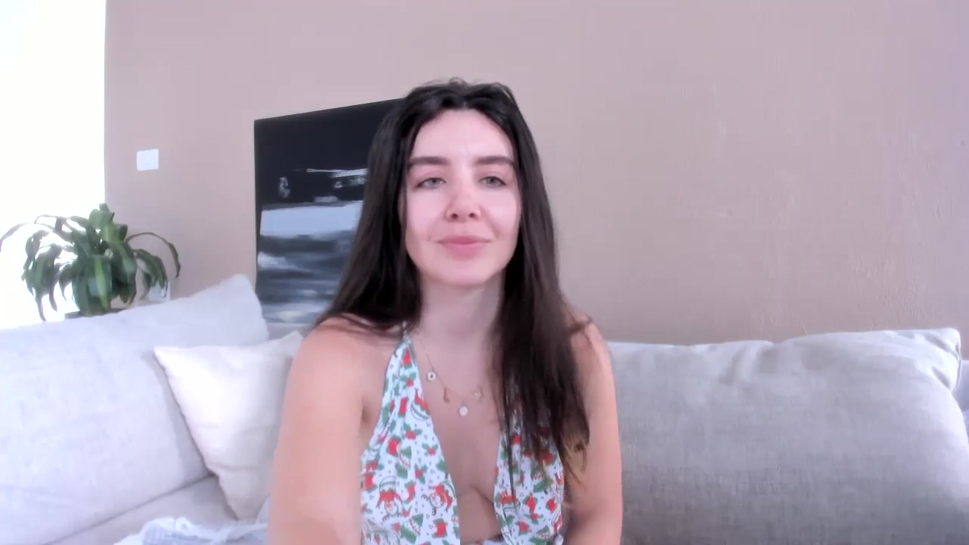 Gallery image thumbnail from LauraVega's myfreecams stream on, 12/02/2023, 16:13 image 6 of 20