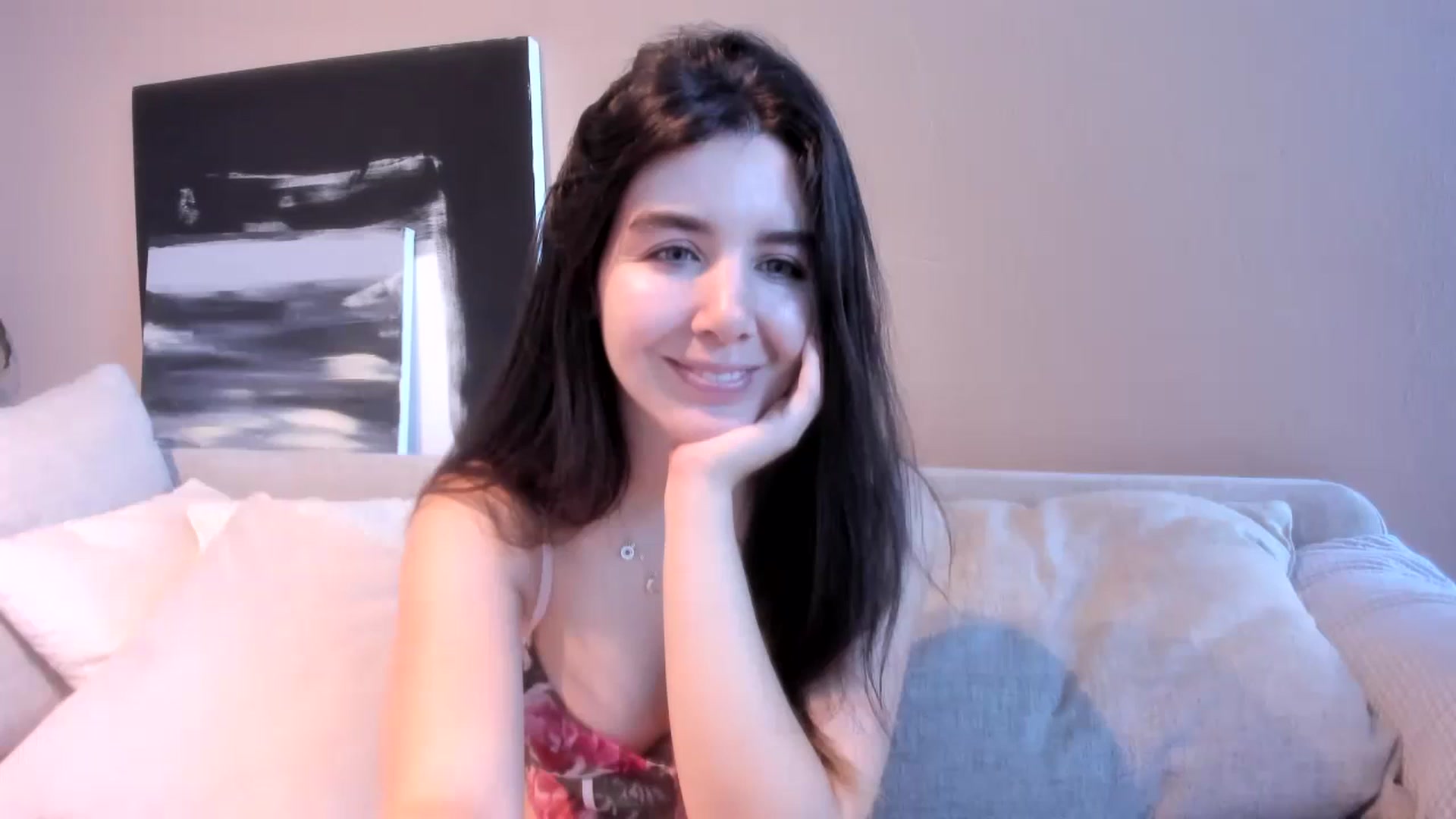 Gallery image thumbnail from LauraVega's myfreecams stream on, 12/04/2023, 23:12 image 6 of 20