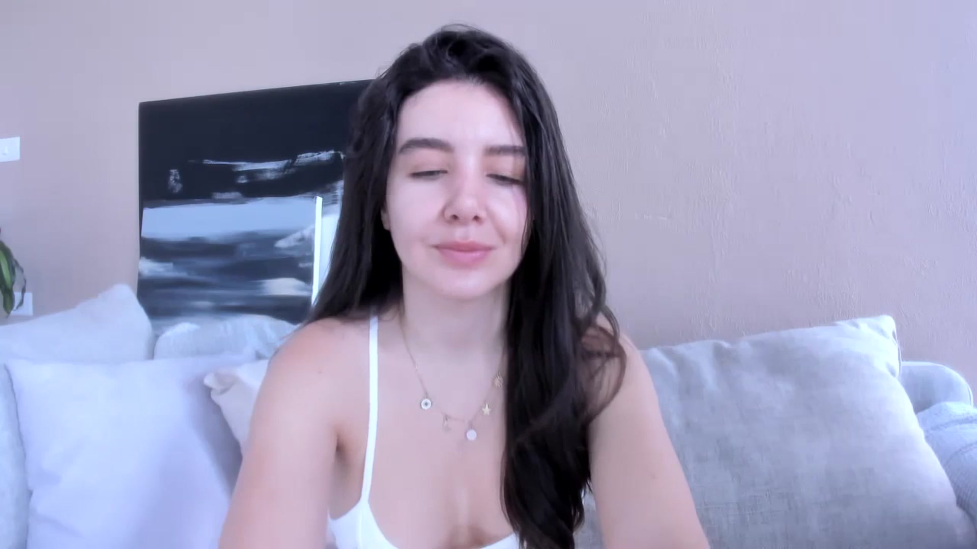 Gallery image thumbnail from LauraVega's myfreecams stream on, 12/09/2023, 16:54 image 2 of 20