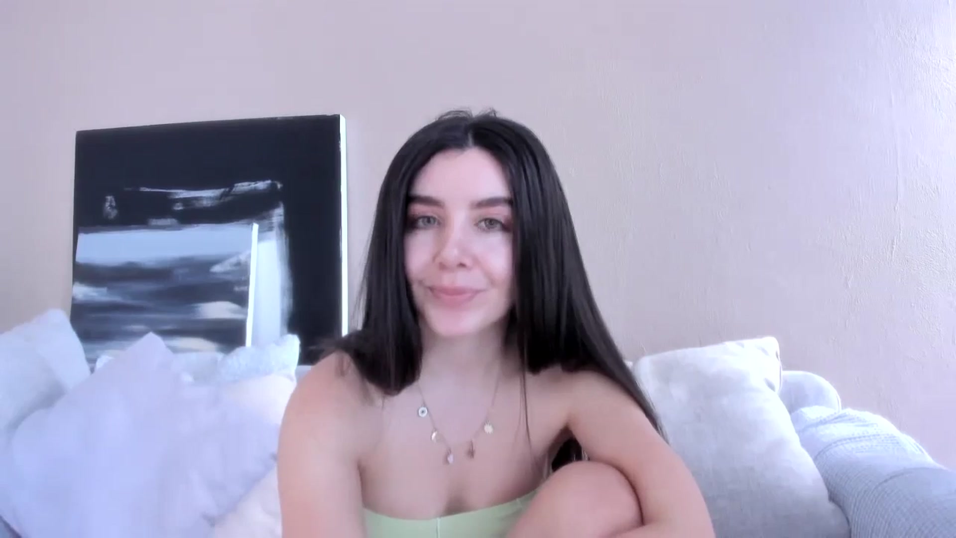 Gallery image thumbnail from LauraVega's myfreecams stream on, 12/11/2023, 16:22 image 15 of 20
