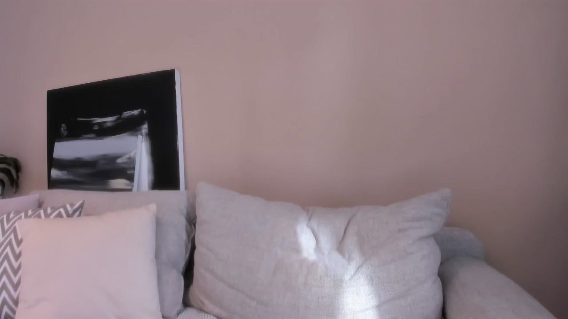 Gallery image thumbnail from LauraVega's myfreecams stream on, 12/17/2023, 15:19 image 3 of 20