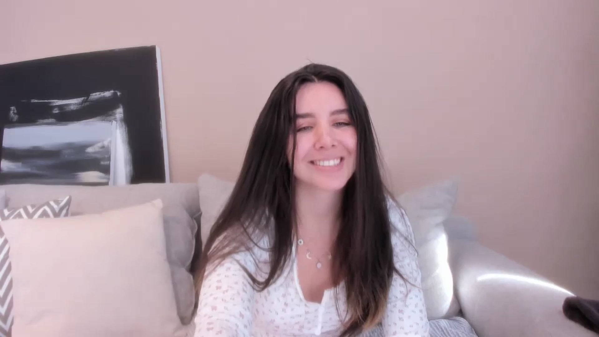 Gallery image thumbnail from LauraVega's myfreecams stream on, 12/17/2023, 15:19 image 11 of 20