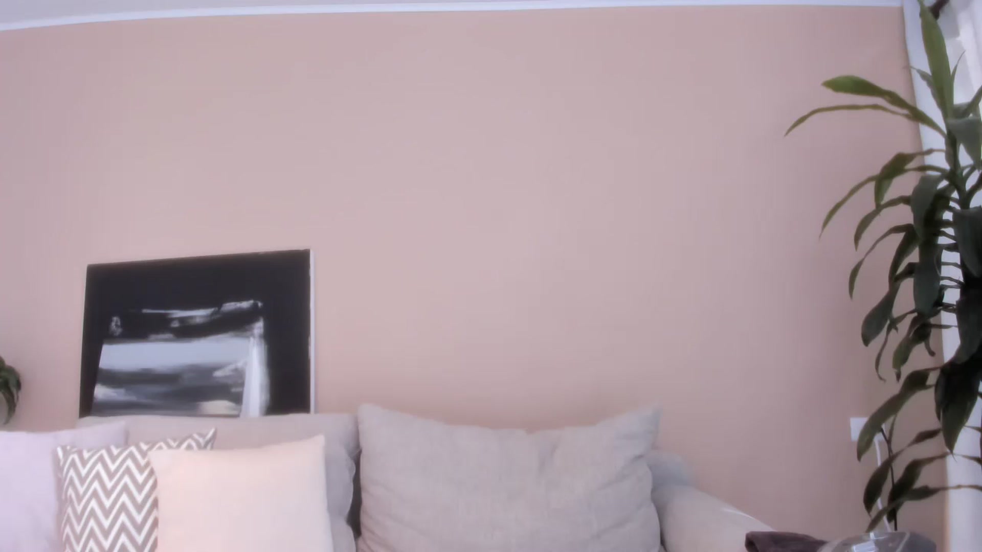 Gallery image thumbnail from LauraVega's myfreecams stream on, 12/17/2023, 15:19 image 16 of 20