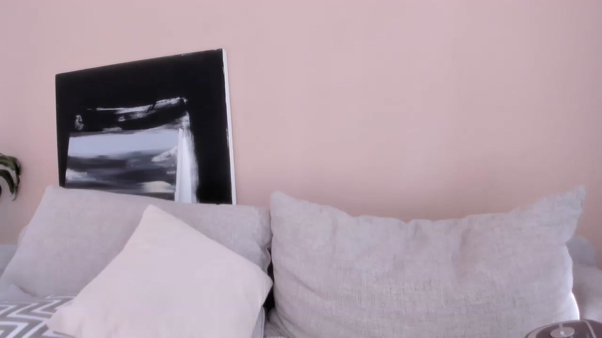 Gallery image thumbnail from LauraVega's myfreecams stream on, 12/22/2023, 15:30 image 8 of 20