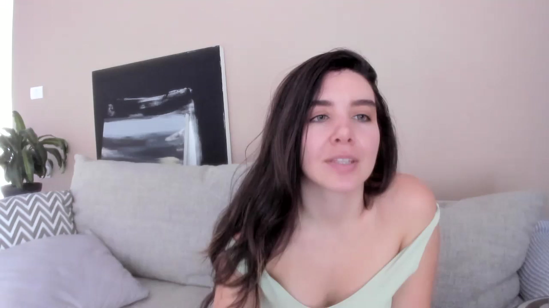 Gallery image thumbnail from LauraVega's myfreecams stream on, 12/29/2023, 16:31 image 20 of 20