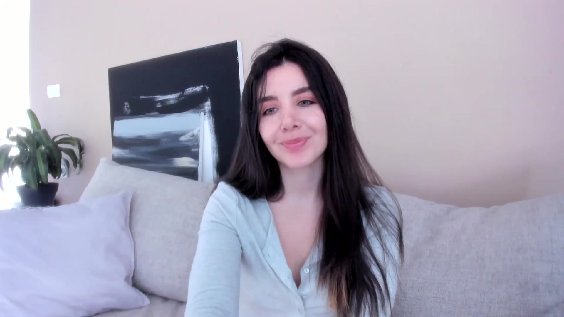 Gallery image thumbnail from LauraVega's myfreecams stream on, 01/02/2024, 14:38 image 3 of 20