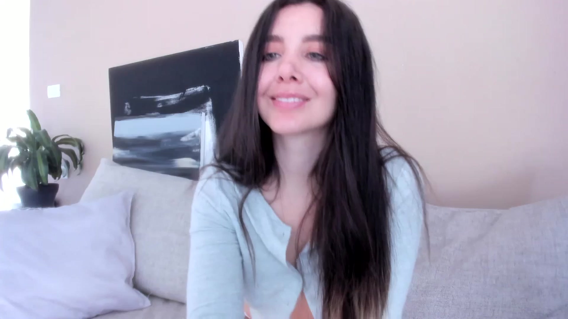 Gallery image thumbnail from LauraVega's myfreecams stream on, 01/02/2024, 14:38 image 9 of 20