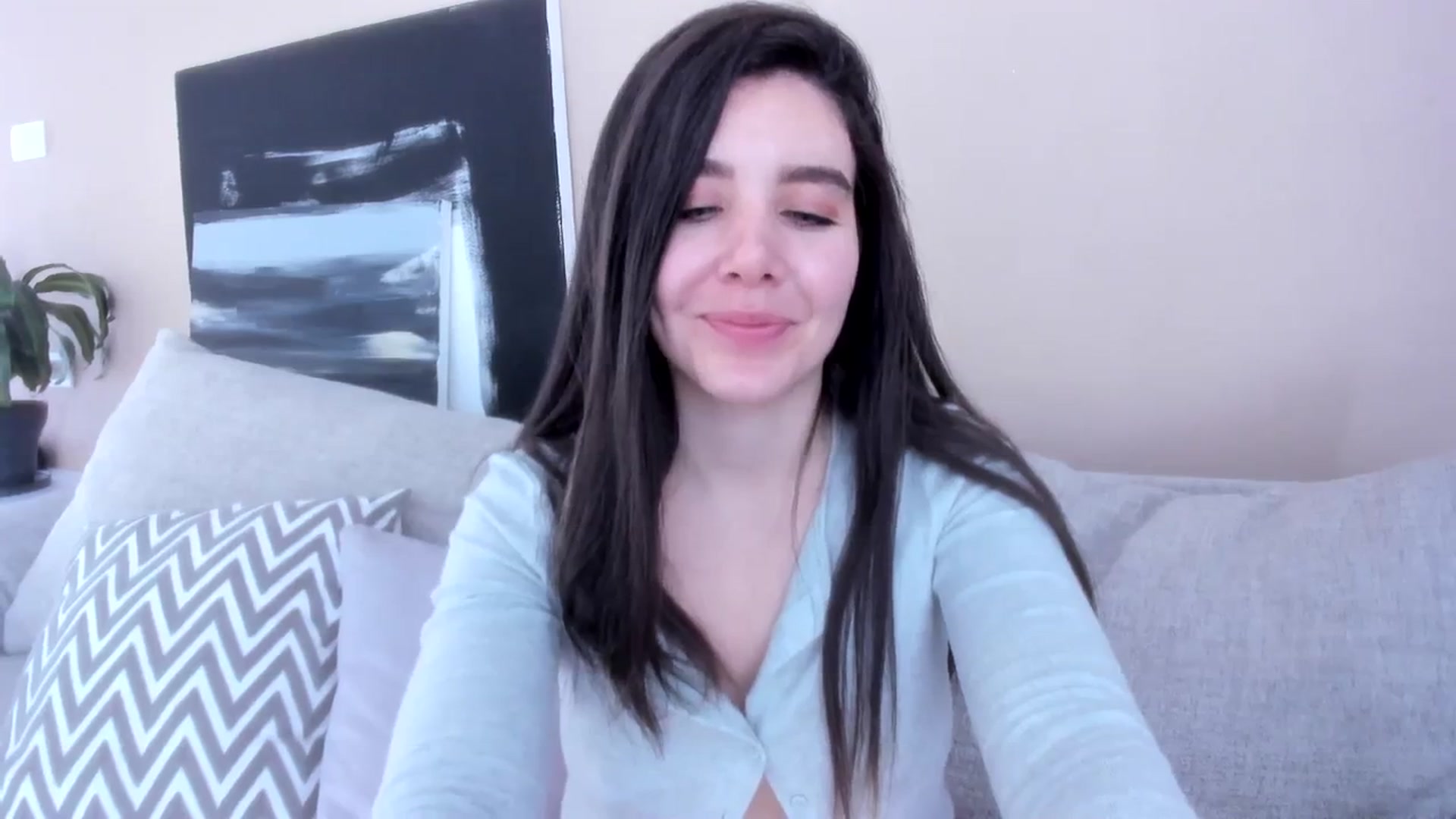 Gallery image thumbnail from LauraVega's myfreecams stream on, 01/02/2024, 16:52 image 19 of 20