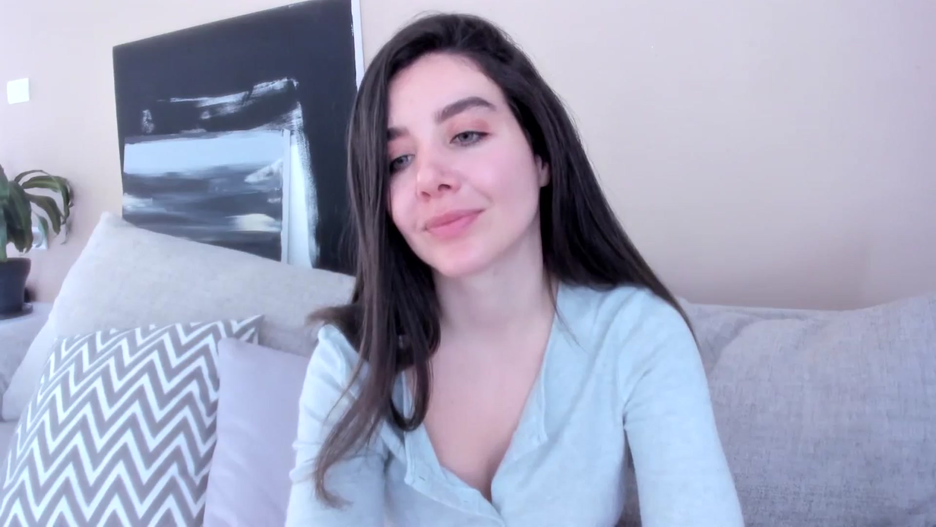 Gallery image thumbnail from LauraVega's myfreecams stream on, 01/02/2024, 16:52 image 17 of 20