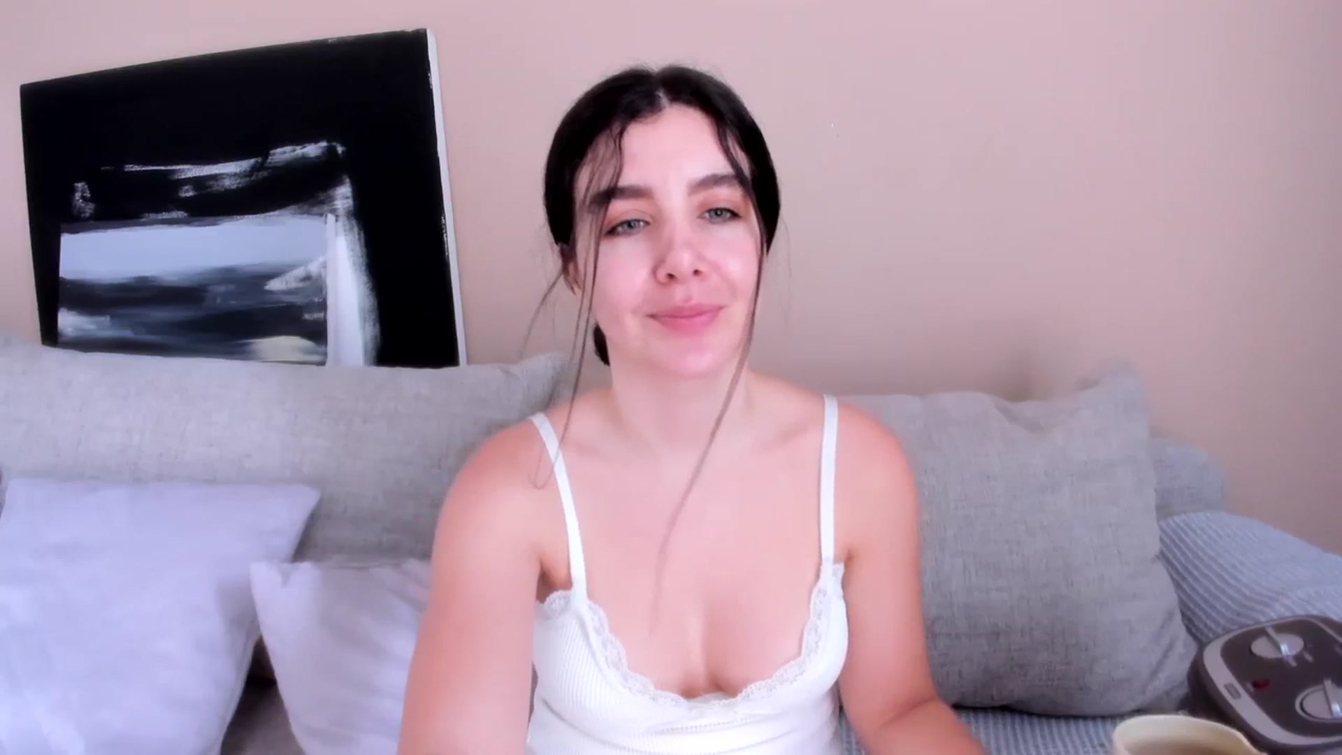 Gallery image thumbnail from LauraVega's myfreecams stream on, 01/05/2024, 16:26 image 4 of 20