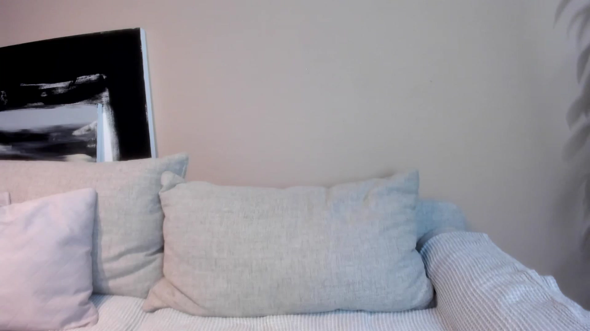 Gallery image thumbnail from LauraVega's myfreecams stream on, 01/09/2024, 23:20 image 13 of 20