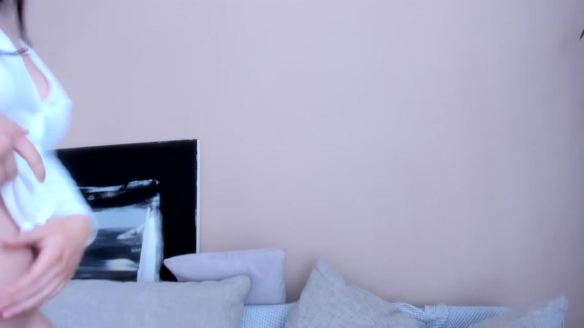 Gallery image thumbnail from LauraVega's myfreecams stream on, 02/01/2024, 15:19 image 18 of 20