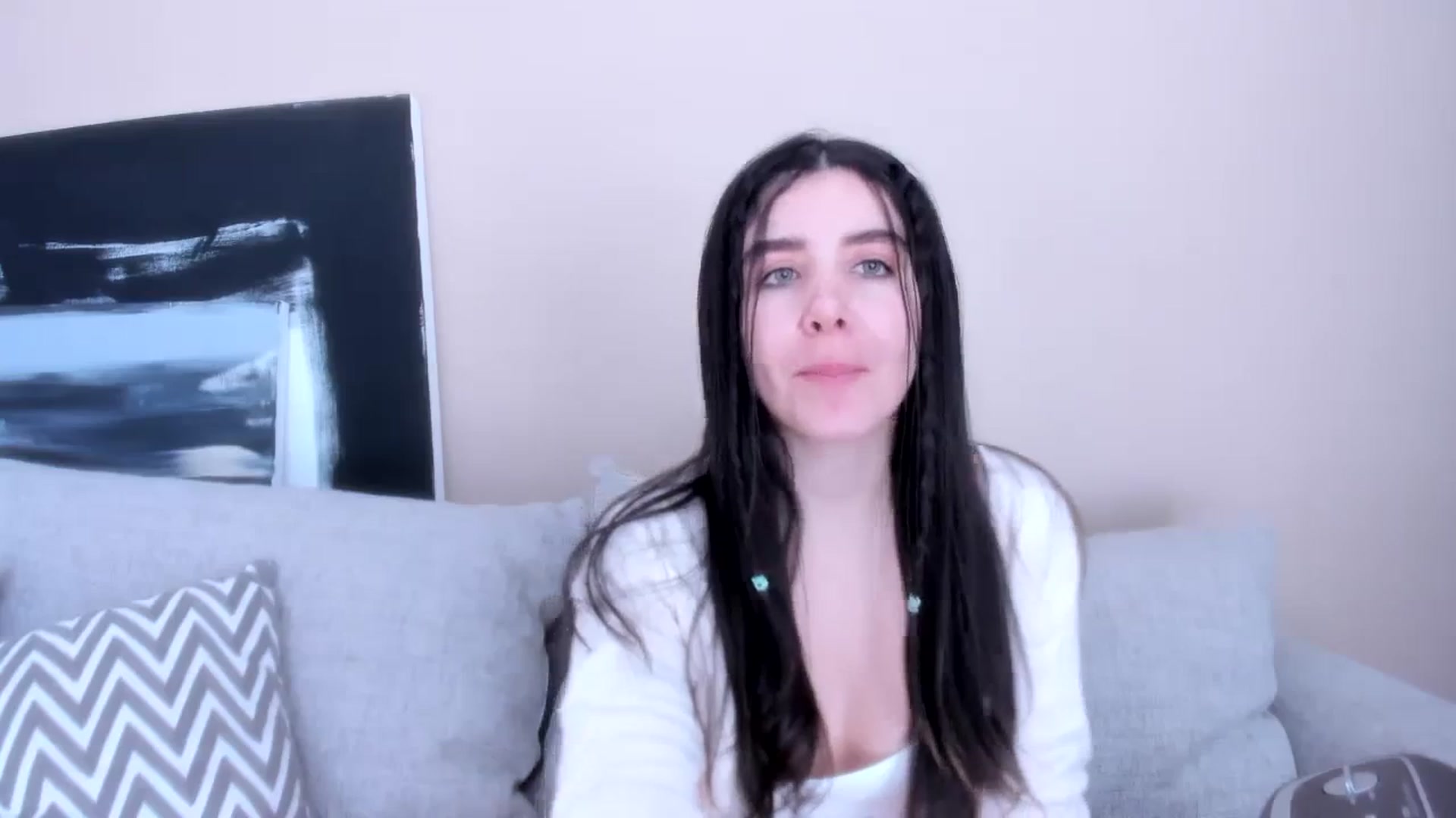 Gallery image thumbnail from LauraVega's myfreecams stream on, 02/02/2024, 16:12 image 14 of 20