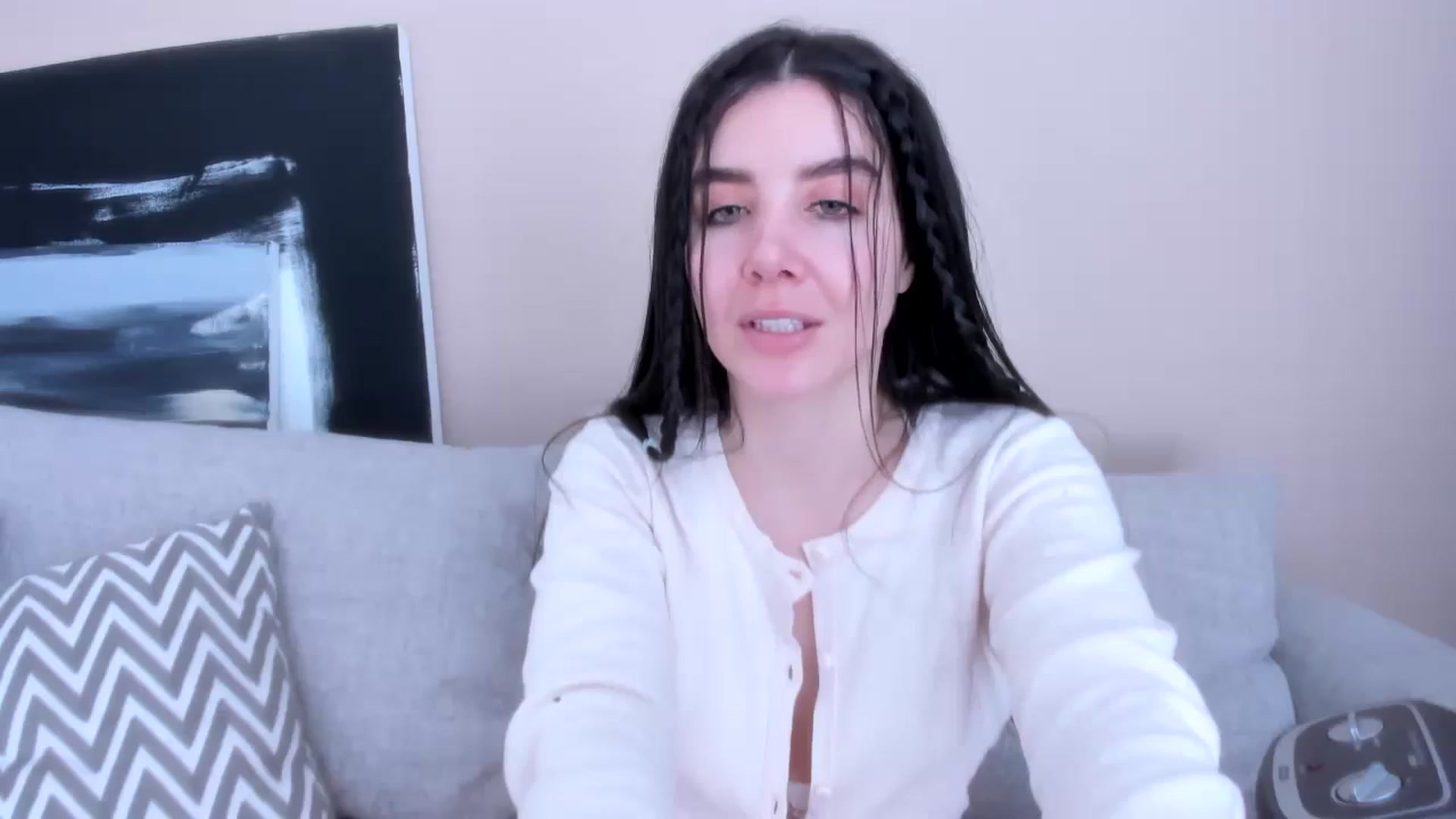 Gallery image thumbnail from LauraVega's myfreecams stream on, 02/02/2024, 16:12 image 18 of 20