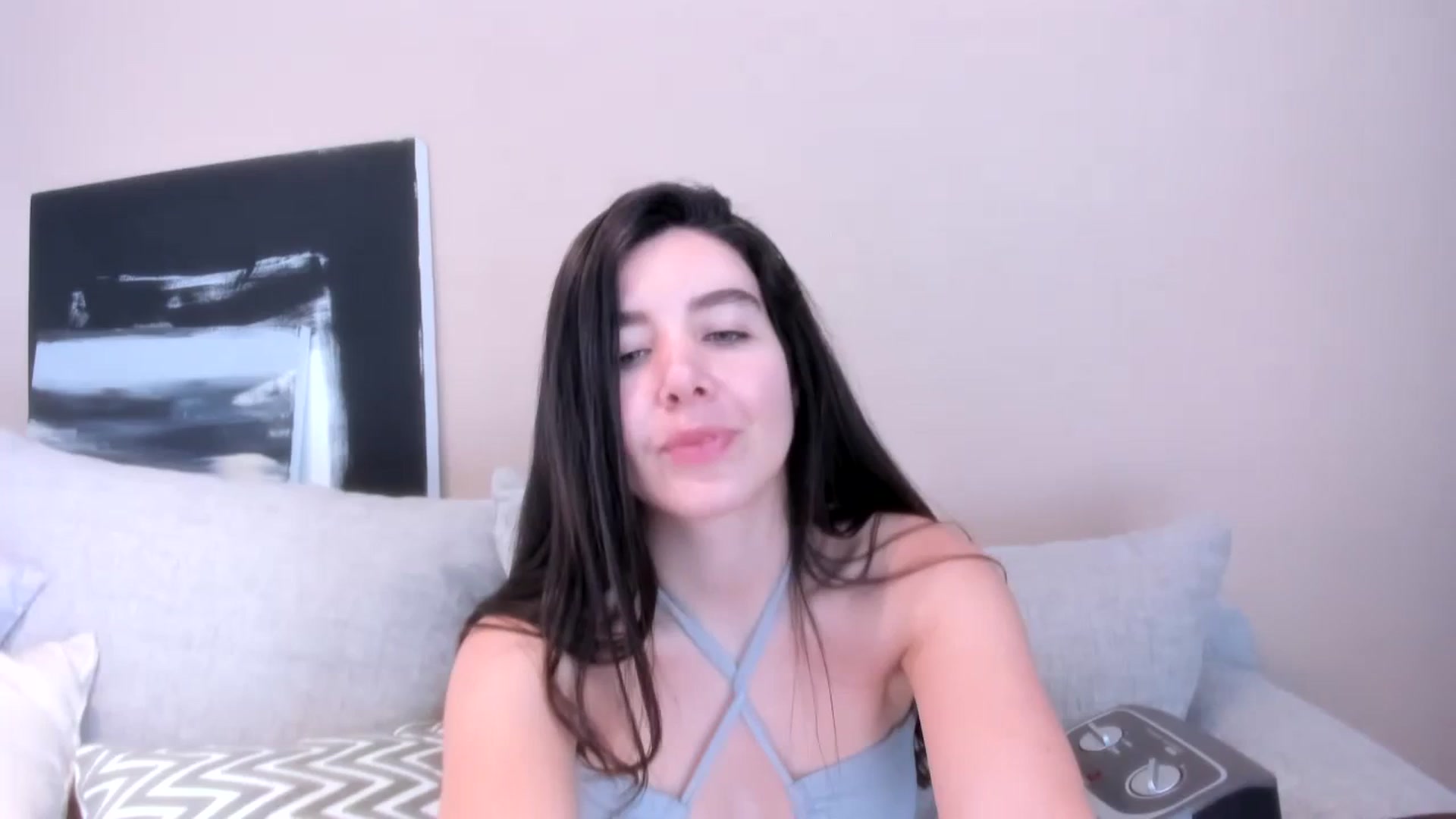 Gallery image thumbnail from LauraVega's myfreecams stream on, 02/04/2024, 16:10 image 11 of 20