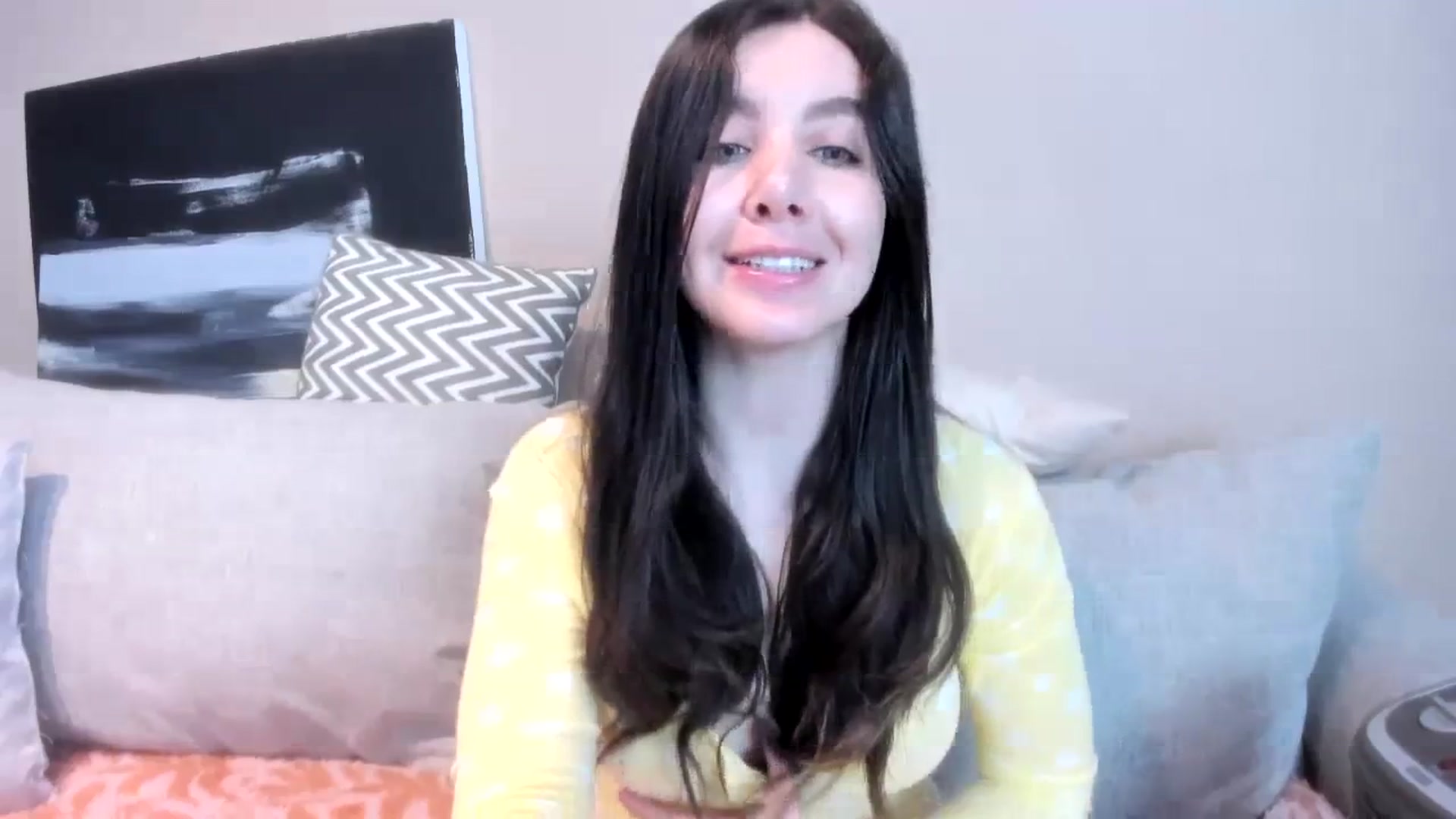 Gallery image thumbnail from LauraVega's myfreecams stream on, 02/05/2024, 14:24 image 4 of 20