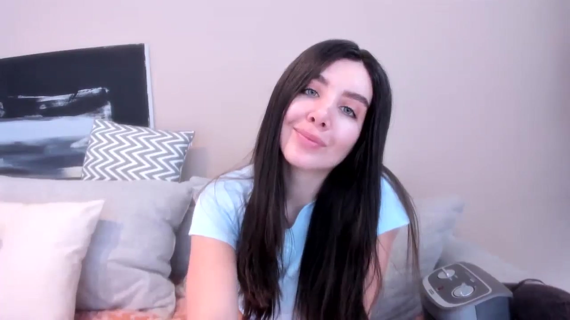 Gallery image thumbnail from LauraVega's myfreecams stream on, 02/11/2024, 16:18 image 9 of 20