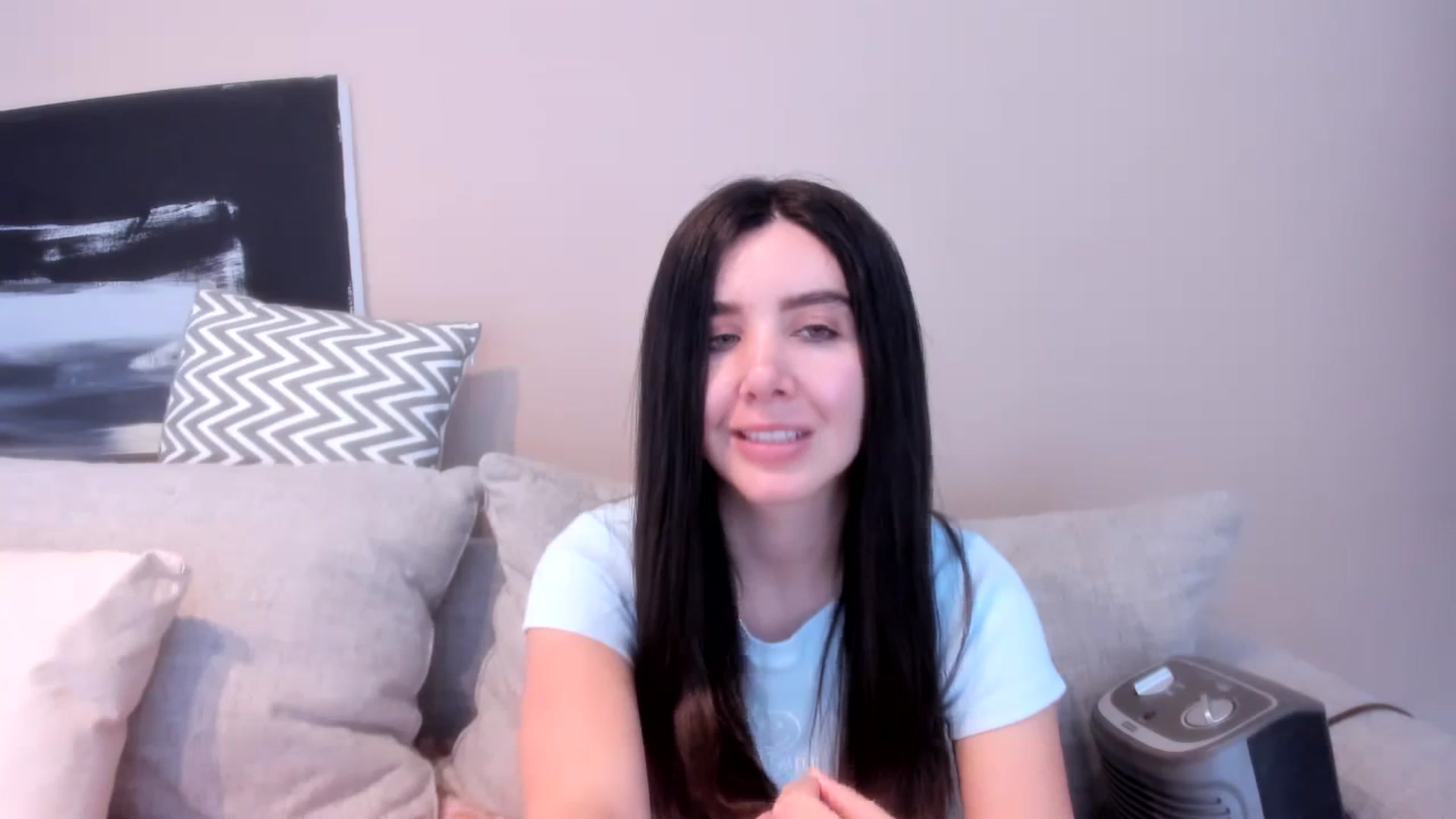 Gallery image thumbnail from LauraVega's myfreecams stream on, 02/11/2024, 17:47 image 13 of 20