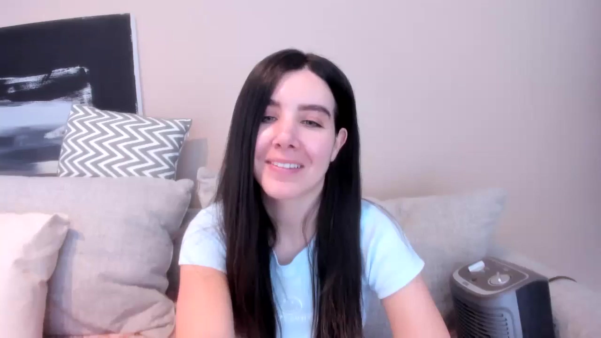 Gallery image thumbnail from LauraVega's myfreecams stream on, 02/11/2024, 17:47 image 10 of 20