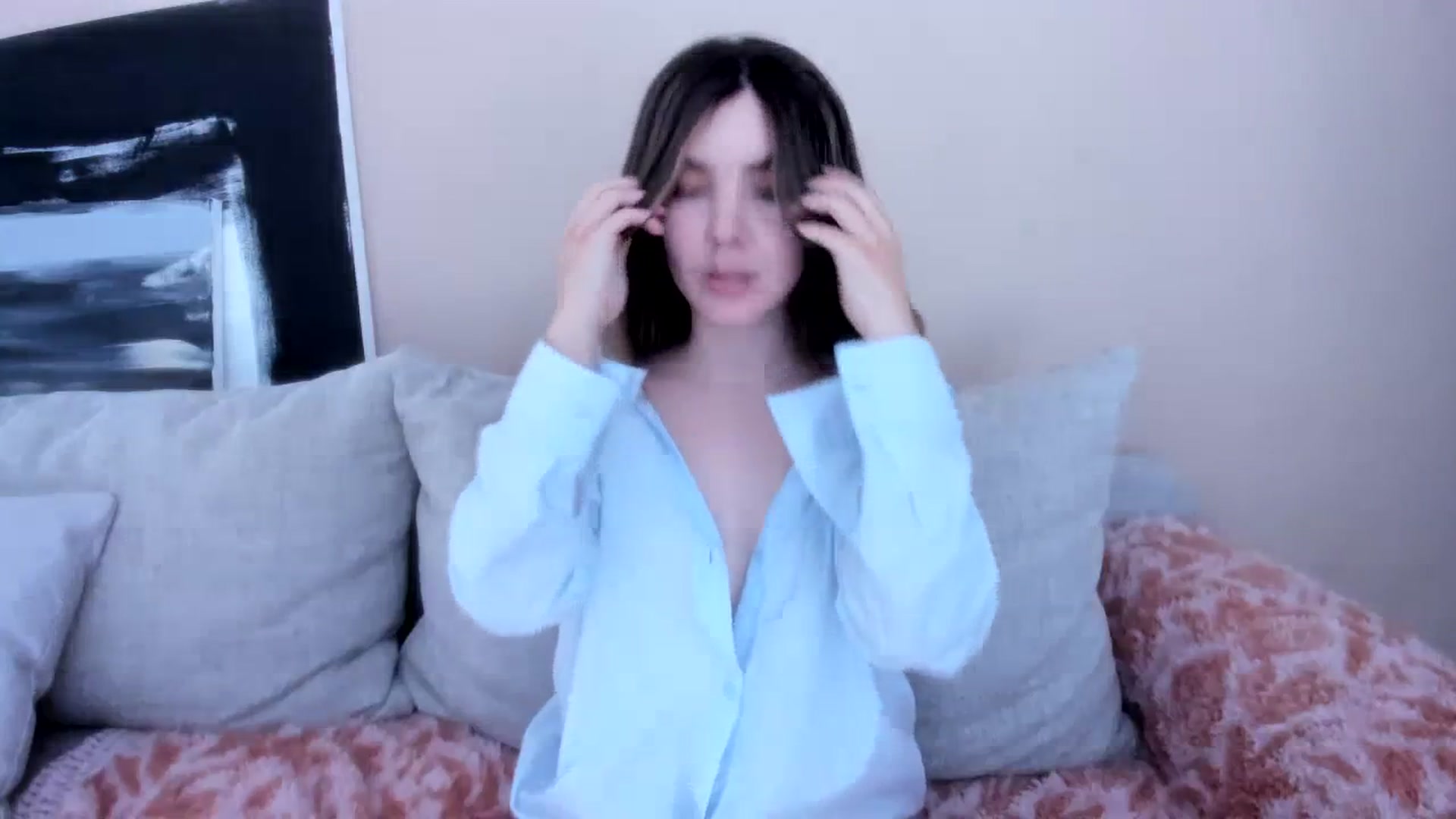 Gallery image thumbnail from LauraVega's myfreecams stream on, 02/26/2024, 15:40 image 19 of 20