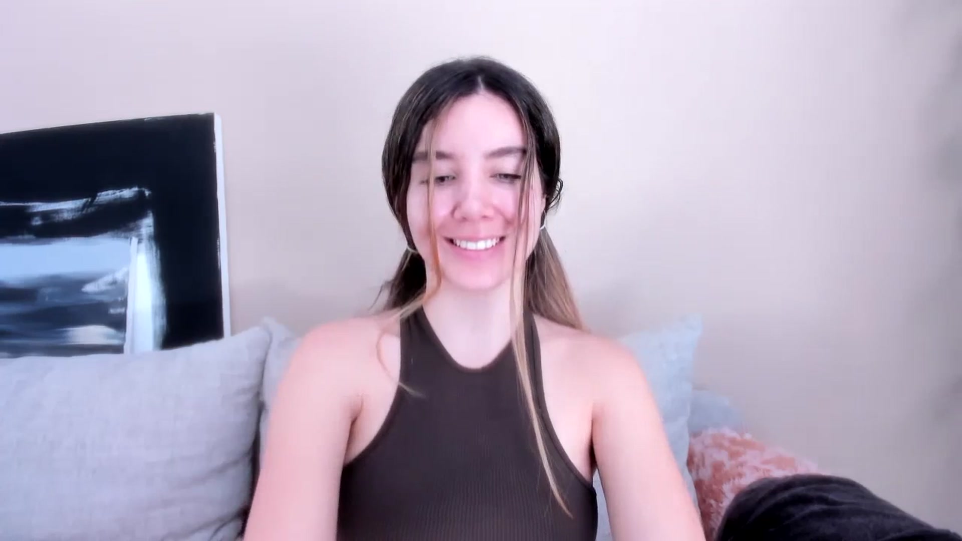 Gallery image thumbnail from LauraVega's myfreecams stream on, 02/28/2024, 16:13 image 8 of 20