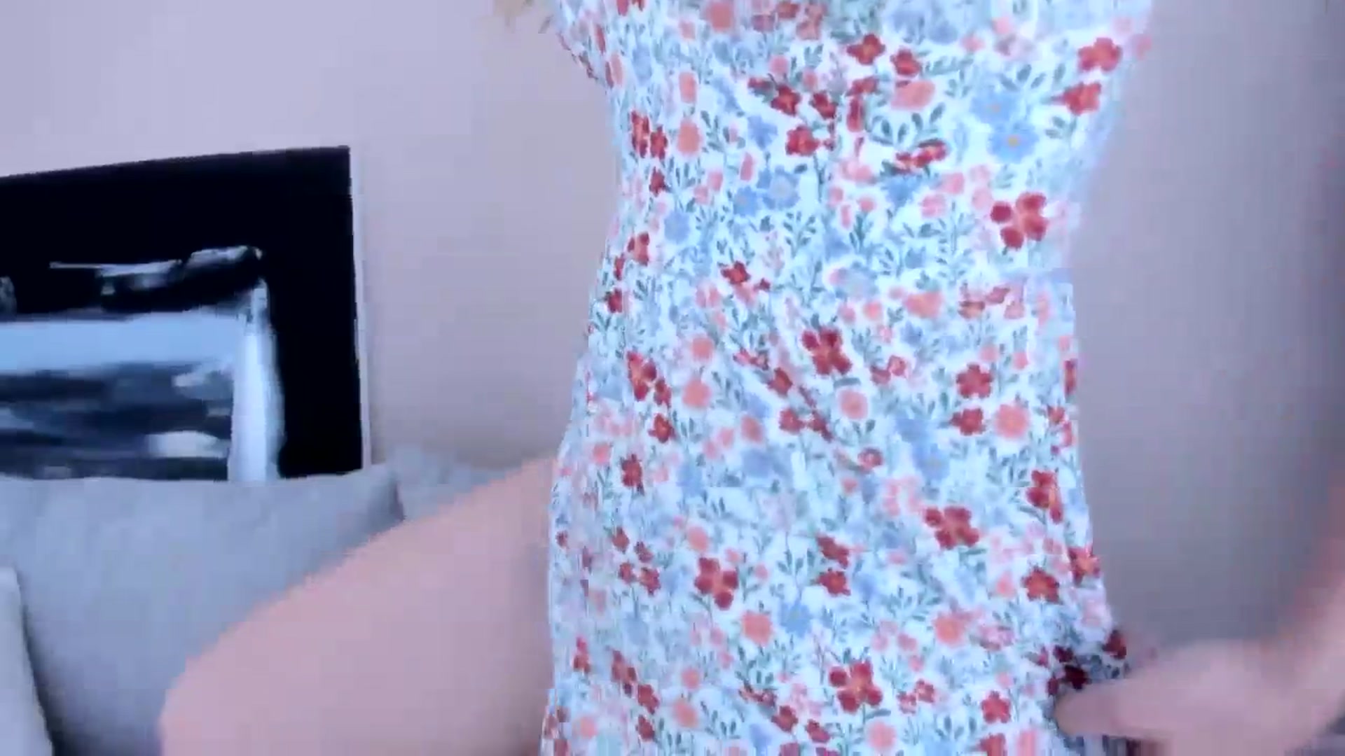Gallery image thumbnail from LauraVega's myfreecams stream on, 03/01/2024, 16:27 image 7 of 20