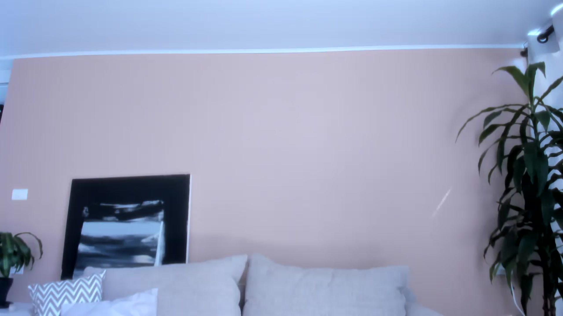 Gallery image thumbnail from LauraVega's myfreecams stream on, 03/22/2024, 15:11 image 8 of 20