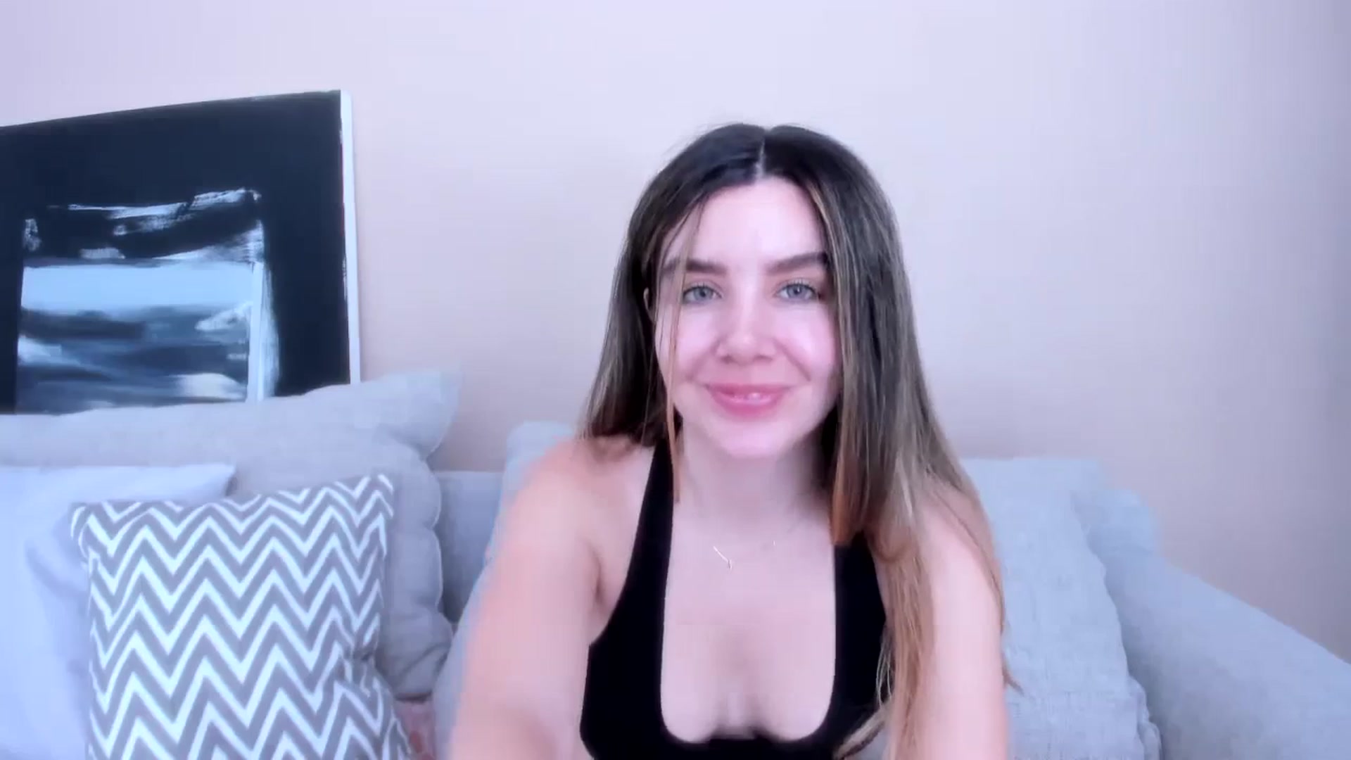 Gallery image thumbnail from LauraVega's myfreecams stream on, 03/28/2024, 16:27 image 5 of 20