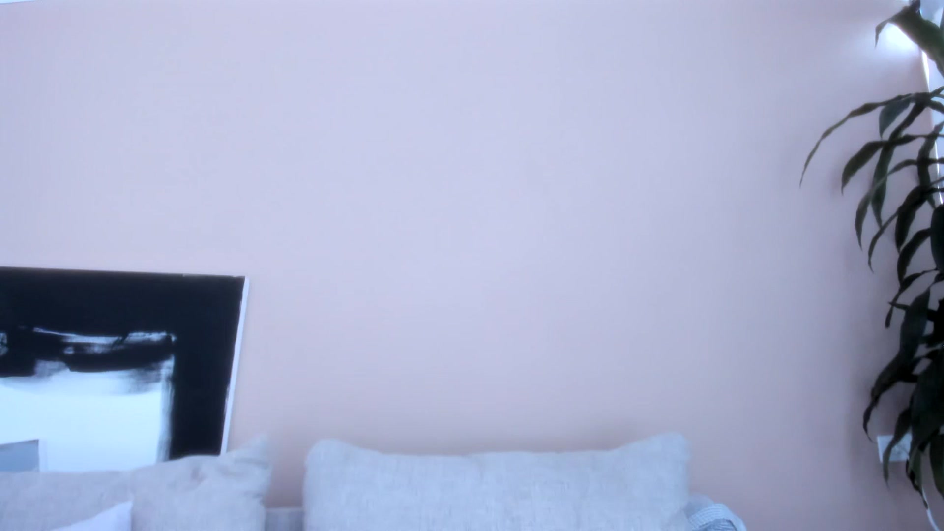 Gallery image thumbnail from LauraVega's myfreecams stream on, 04/01/2024, 17:06 image 10 of 20