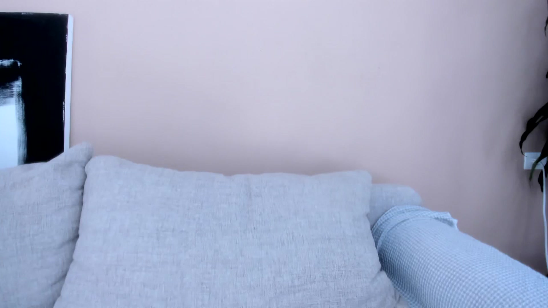 Gallery image thumbnail from LauraVega's myfreecams stream on, 04/04/2024, 17:01 image 2 of 20