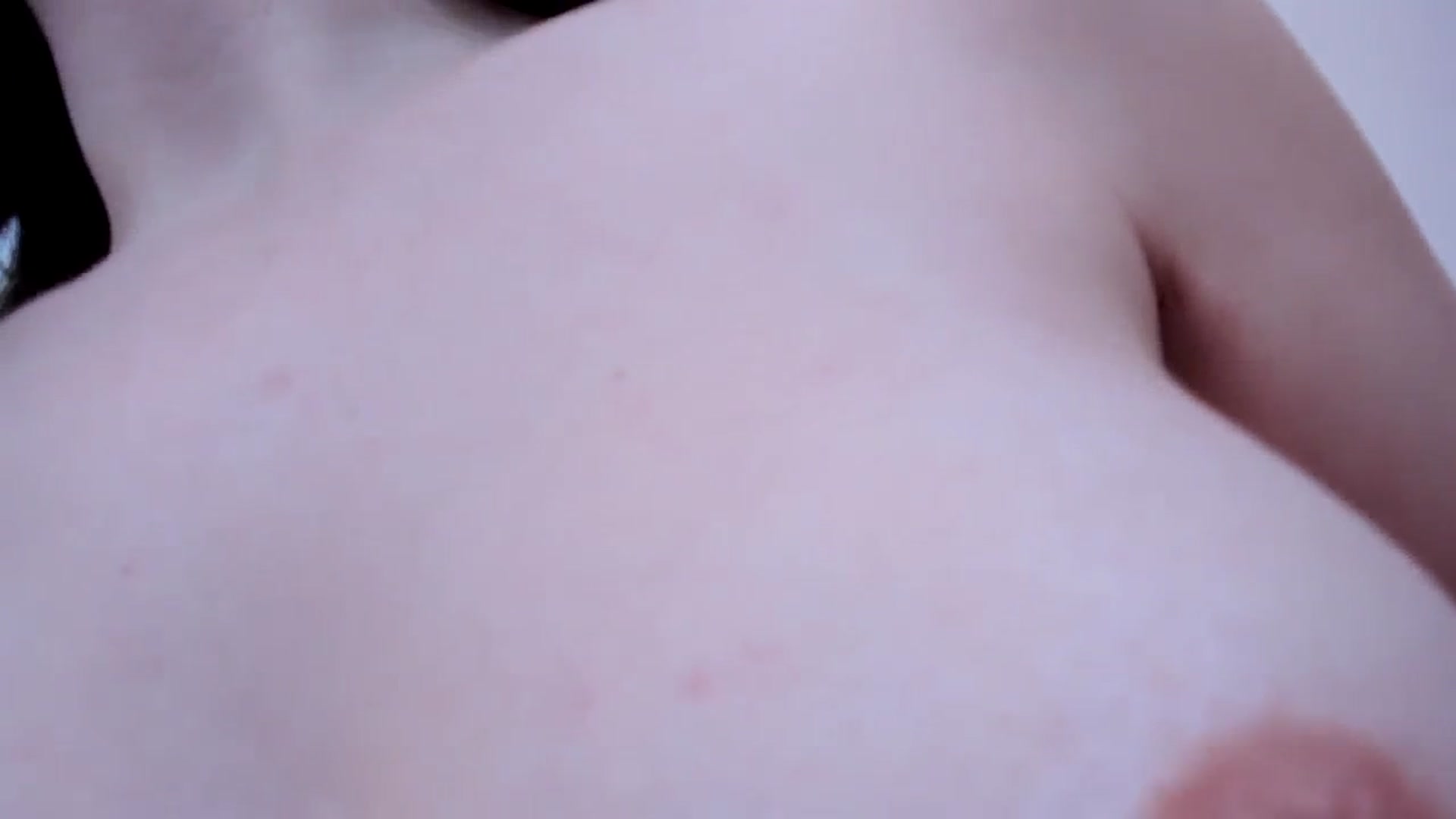 Gallery image thumbnail from LauraVega's myfreecams stream on, 04/04/2024, 17:01 image 18 of 20