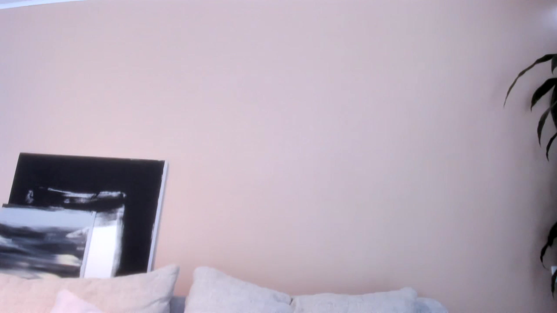 Gallery image thumbnail from LauraVega's myfreecams stream on, 04/17/2024, 16:13 image 10 of 20