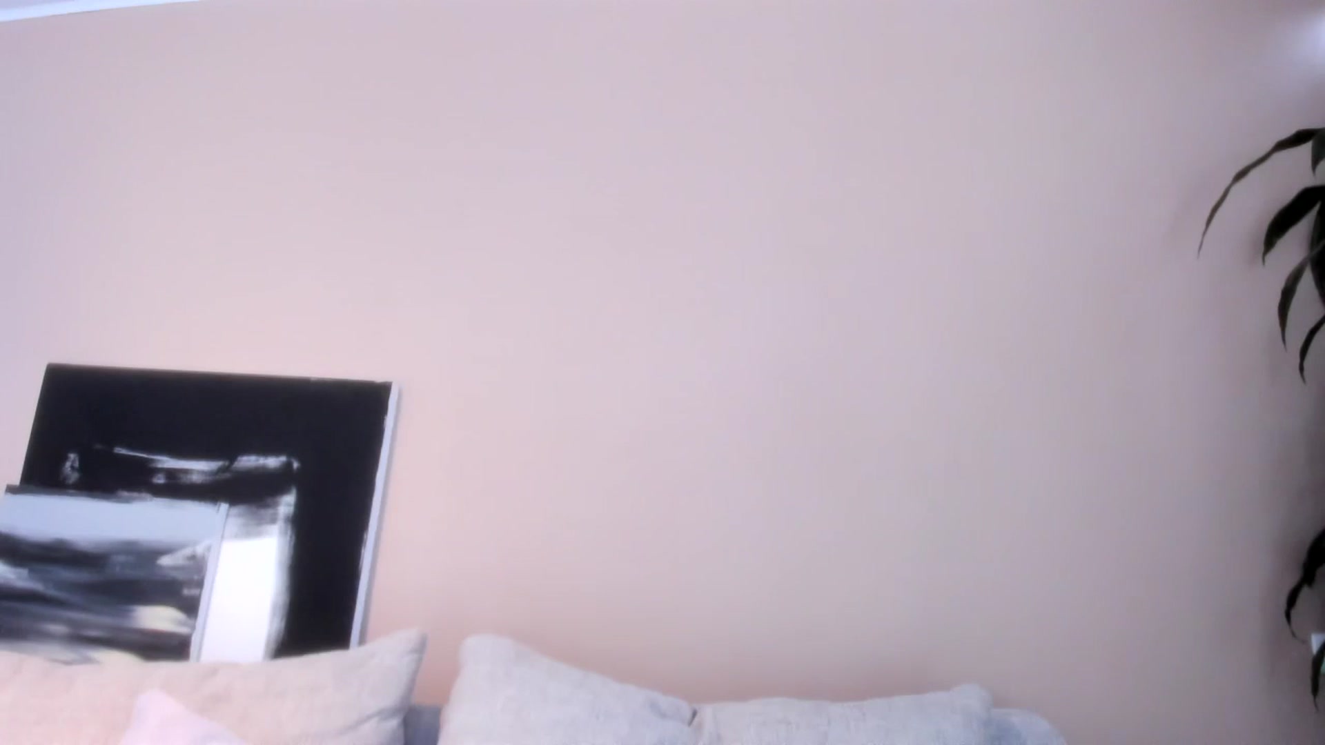 Gallery image thumbnail from LauraVega's myfreecams stream on, 04/17/2024, 16:13 image 9 of 20