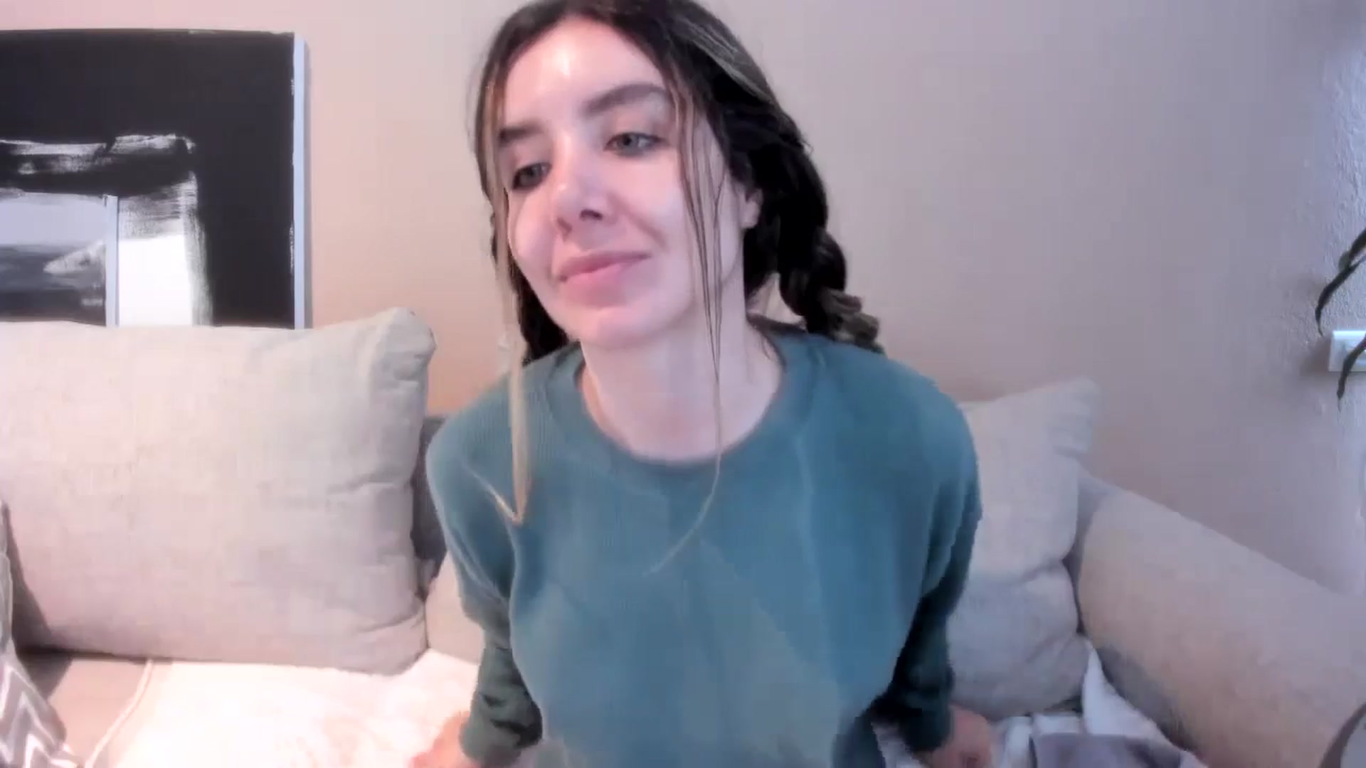 Gallery image thumbnail from LauraVega's myfreecams stream on, 04/28/2024, 17:02 image 14 of 20