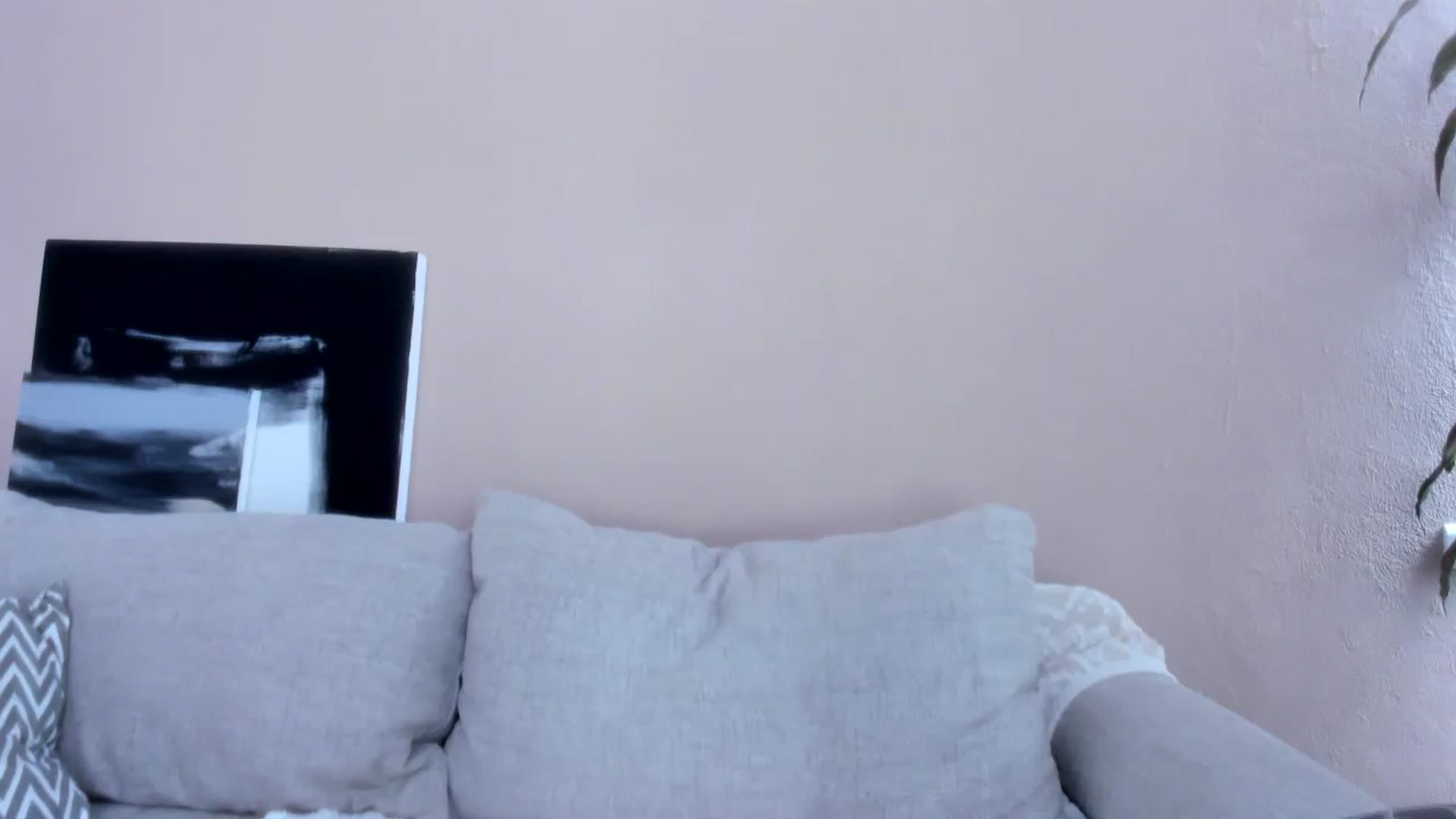 Gallery image thumbnail from LauraVega's myfreecams stream on, 05/06/2024, 17:10 image 5 of 20