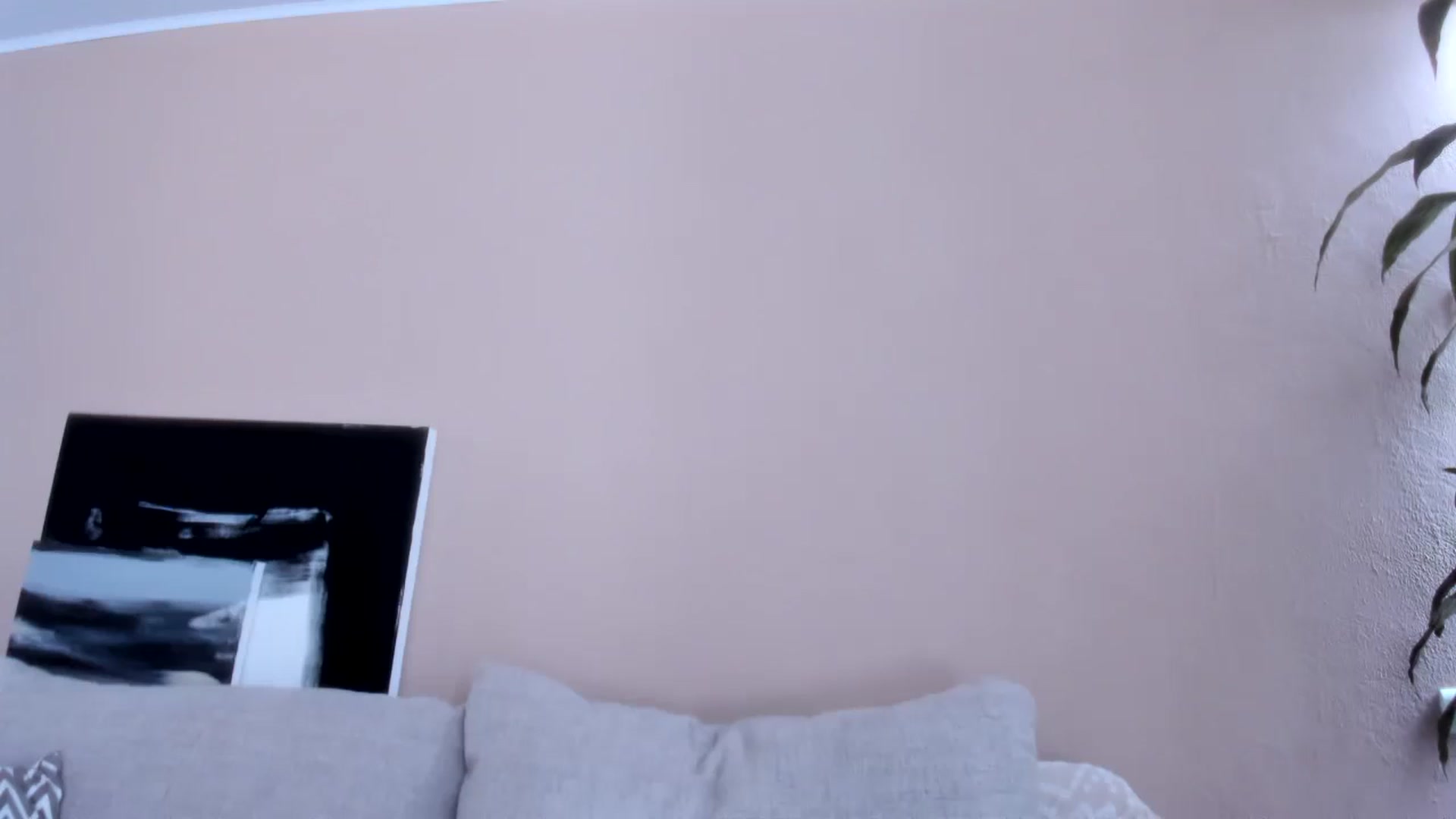 Gallery image thumbnail from LauraVega's myfreecams stream on, 05/06/2024, 17:10 image 4 of 20