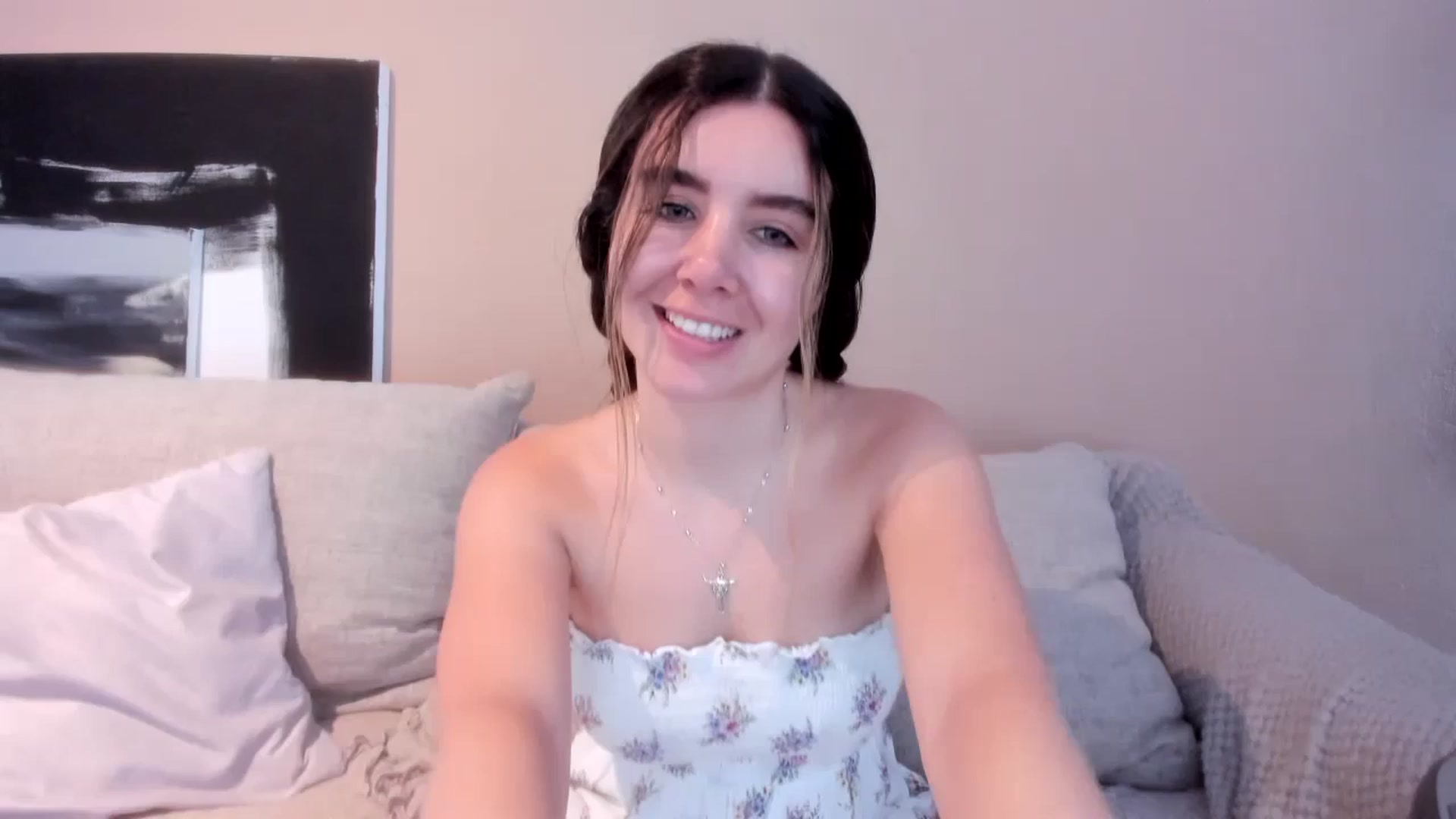 Gallery image thumbnail from LauraVega's myfreecams stream on, 05/12/2024, 16:47 image 2 of 20