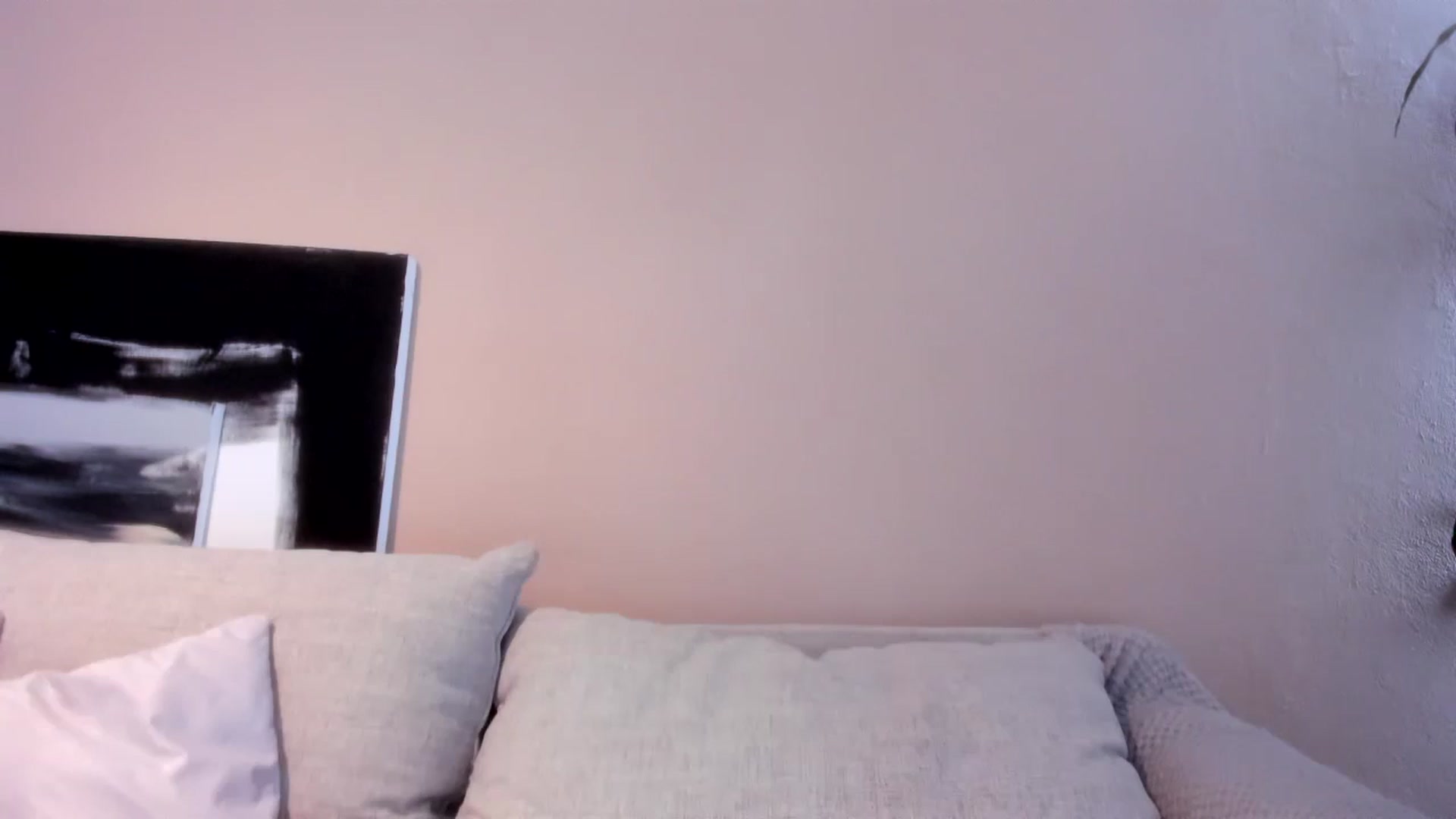 Gallery image thumbnail from LauraVega's myfreecams stream on, 05/12/2024, 16:47 image 15 of 20